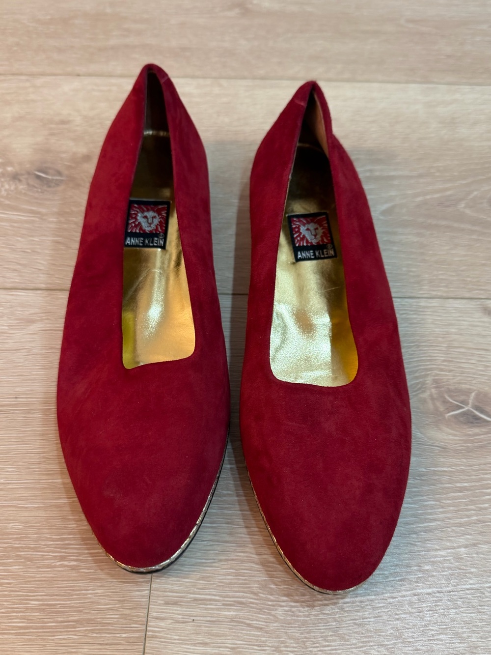 Vintage Anne Klein Made in Italy Red Suede Ballet Flats Gold Insole Women's 9